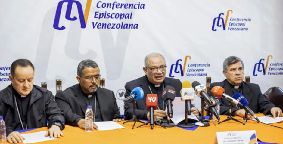 Obispos alertan sobre empobrecimiento y crisis institucional