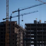 Crisis habitacional: el debate entre regulación y construcción