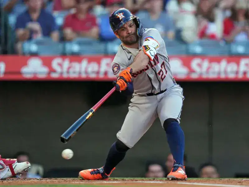 Altuve lideró el triunfo de Astros con su sexto jonrón