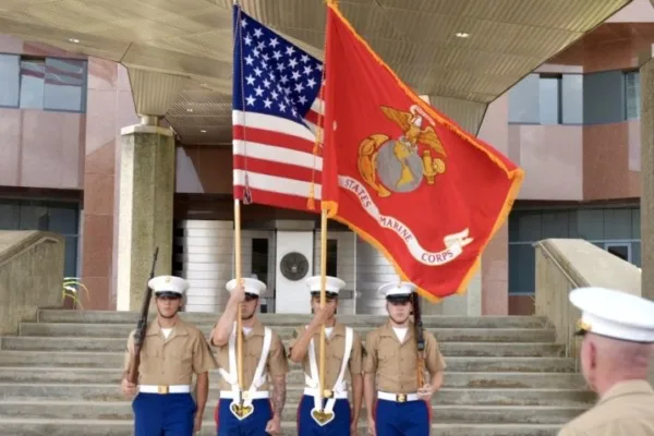 EEUU restituye en Caracas el grupo de seguridad de Marines