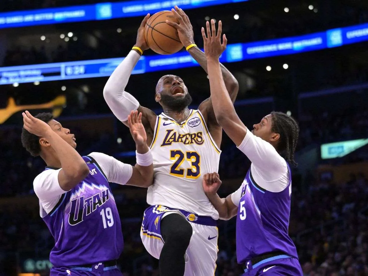 LeBron James firma con Filadelfia por dos temporadas