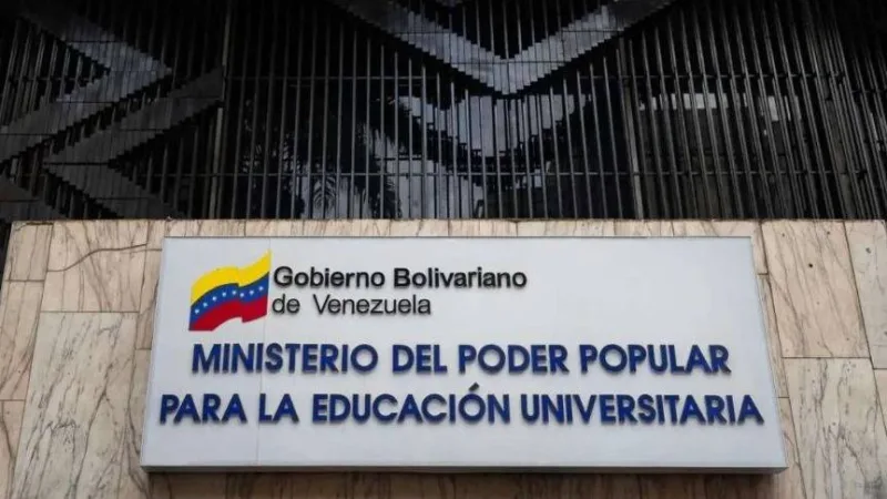 Becas universitarias: habilitan cambios en las postulaciones
