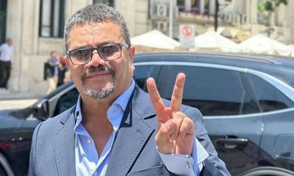 "Er Conde" oficializa su candidatura a la elección primaria