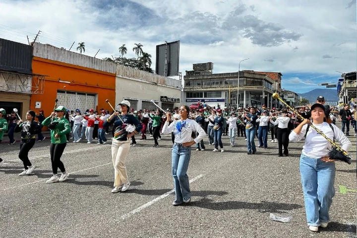 Más de 1.700 jóvenes de Táchira van por otro récord Guinness