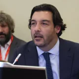 Leiva endurece críticas por rebajas de condena y evalúa AC