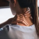 Dolor persistente por más de tres meses amerita evaluación