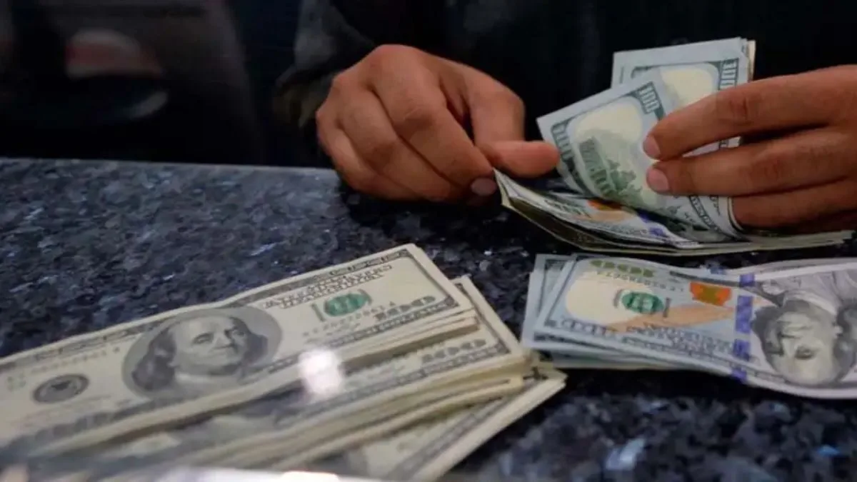 BCV eleva el dólar oficial a 652,9726 bolívares este 3 de julio