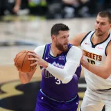 Jazz arrancarán la NBA sin Jusuf Nurkic por una lesión