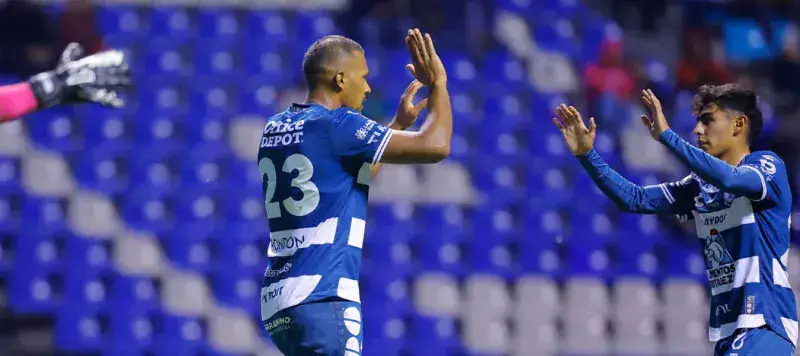 Salomón Rondón marcó en el triunfo del Pachuca ante el Puebla