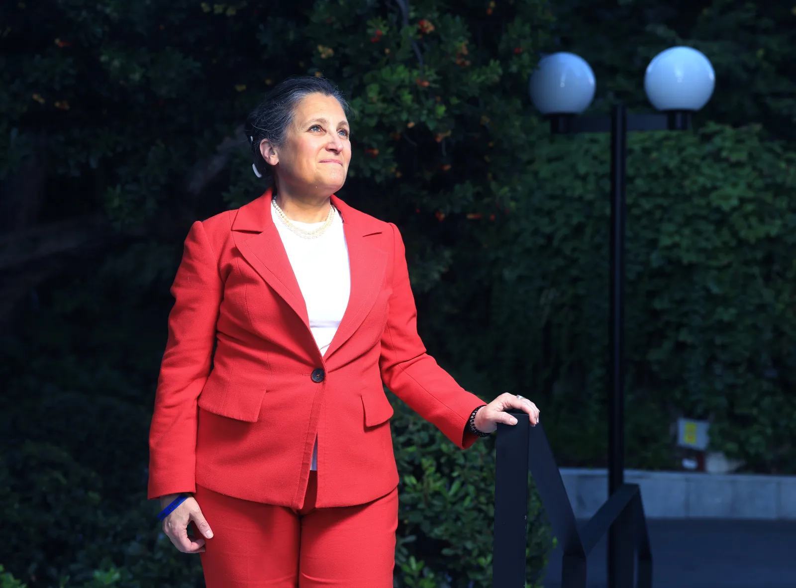 Chrystia Freeland combina academia y asesoría a Zelenski
