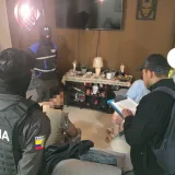 Allanan hospital de Ambato por una investigación de cobros ilegales