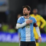 Messi se despide con gol en la victoria 3-0 sobre Benín