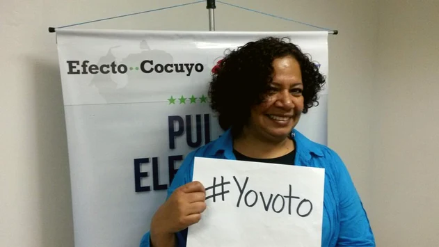 Agreden a periodista de Efecto Cocuyo en acto opositor
