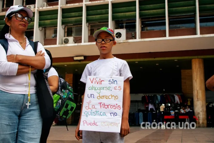 Abuelas sostienen el cuidado de niños con fibrosis quística