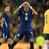 Brasil remonta 4-2 a Australia en amistoso FIFA