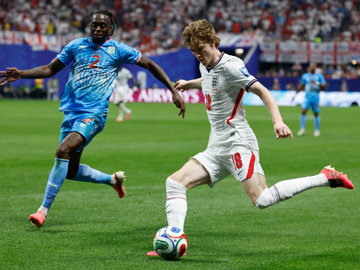 Gordon cambia el partido y firma una marca inédita en el Mundial