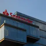 Santander mantiene impulso bursátil tras resultados récord