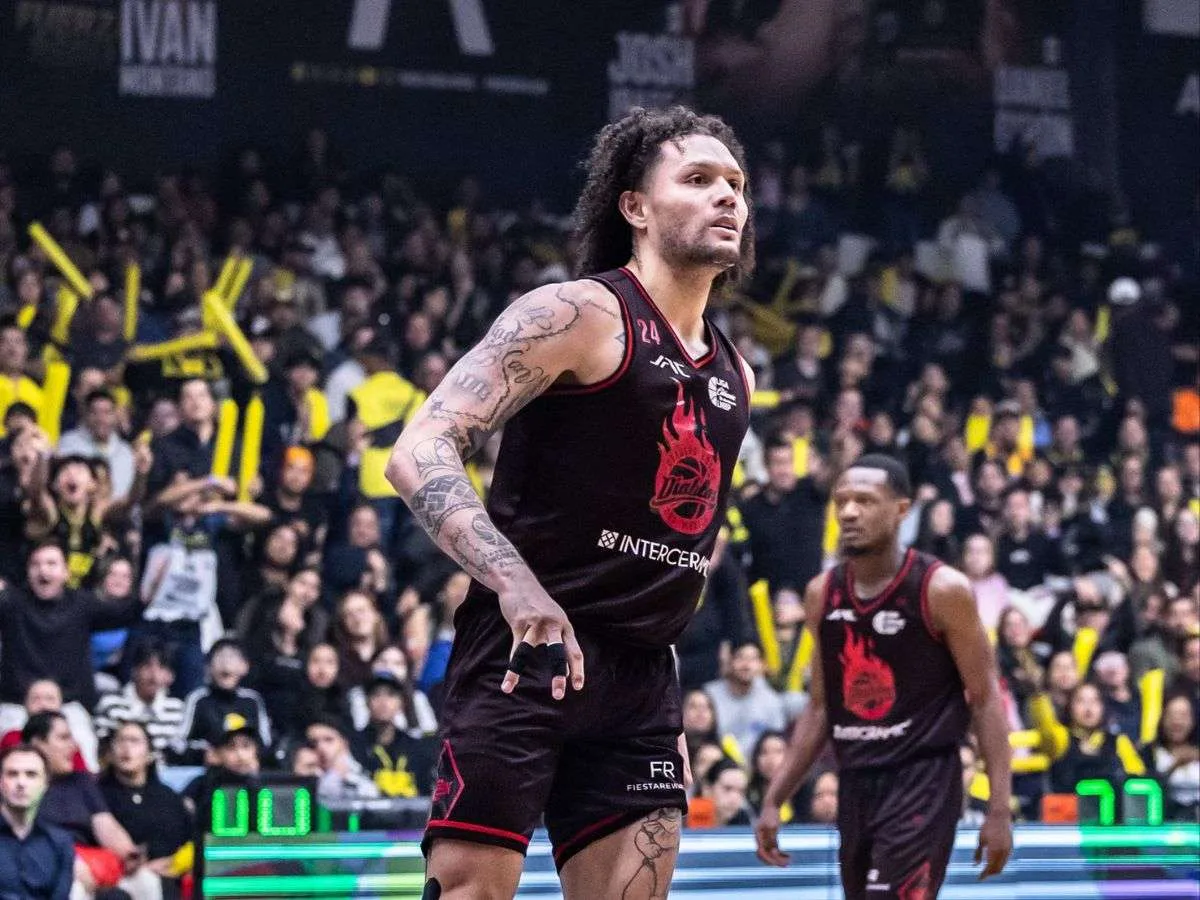 Michael Carrera queda fuera de la temporada por lesión