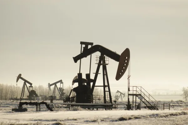 Precio del WTI cae 4,21% ante posible liberación de reservas