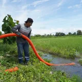 Guayas recibe 140 bombas para drenar y regar cultivos