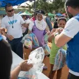 PMA reparte alimentos tras sismos en Venezuela