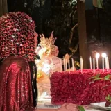 Kim Kardashian festeja sus 46 años con una noche de bosque encantado