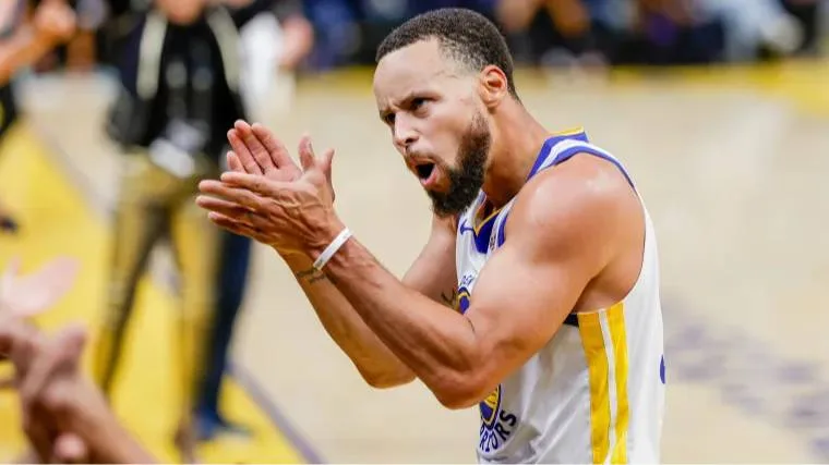 Stephen Curry acecha el récord histórico de anotación de la NBA