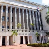República Dominicana reporta pagos al 99,29 % de docentes