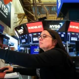 UBS ve cuatro escenarios para Wall Street hasta junio de 2027