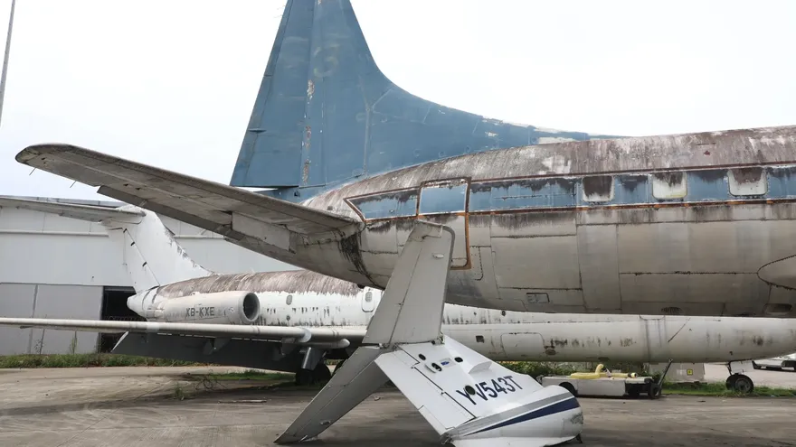 Tocumen subastará restos metálicos de 11 aviones abandonados