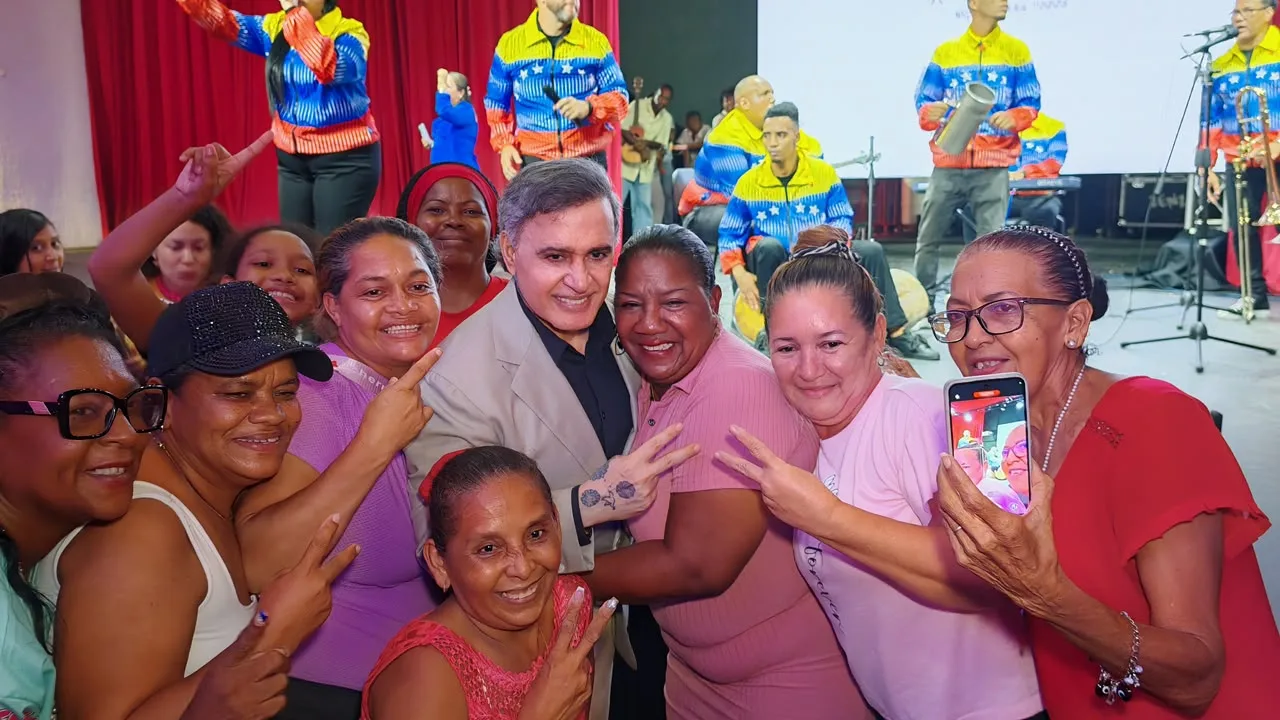 Tarek William Saab destaca concierto de música en La Guaira