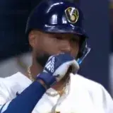 Jackson Chourio iguala récord histórico de imparables en la MLB