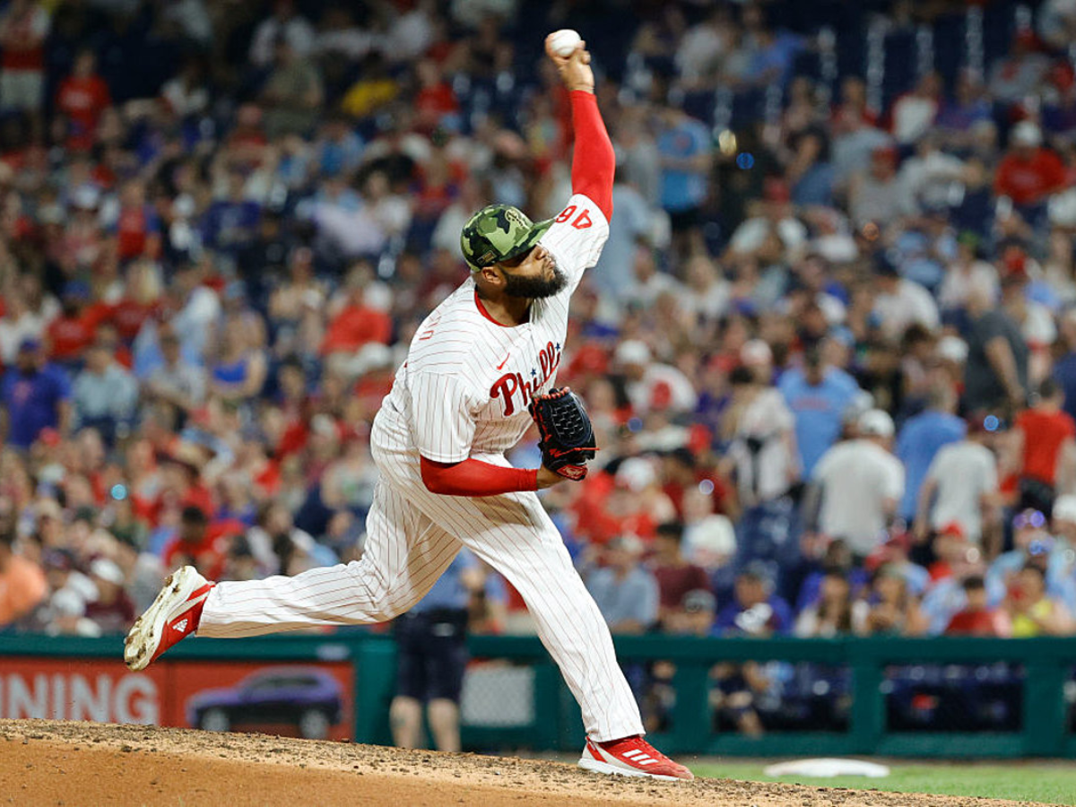 Alvarado y su hazaña inédita en el beisbol moderno