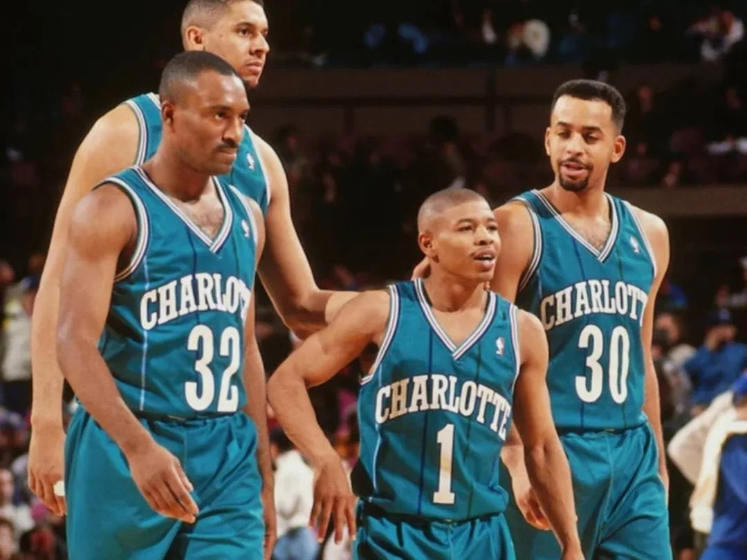 Charlotte retirará el 1 de Muggsy Bogues el 11 de febrero