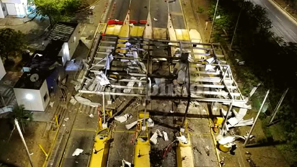 Atacan con explosivos vehículo policial en Cúcuta