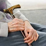 Científicos crean reloj que mide edad biológica con el habla