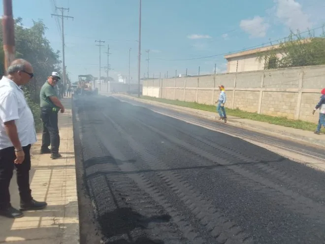 Inician plan de asfaltado y distribución de transformadores en Cabimas