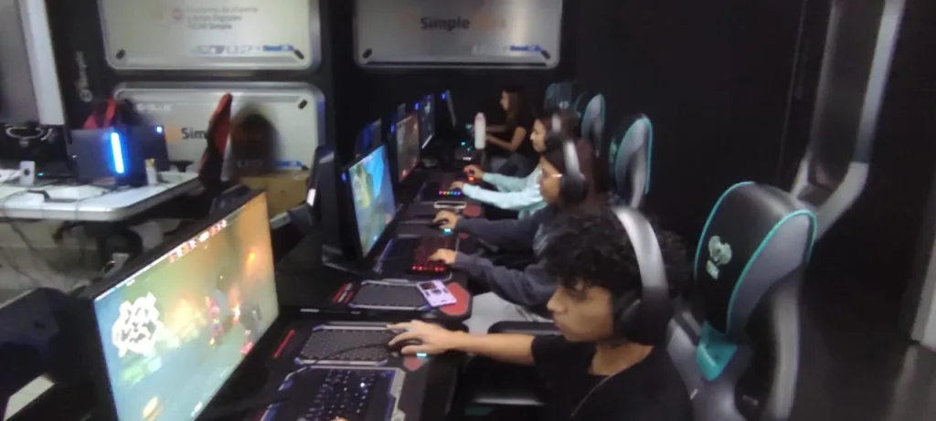 UCAB usa realidad virtual y gamificación