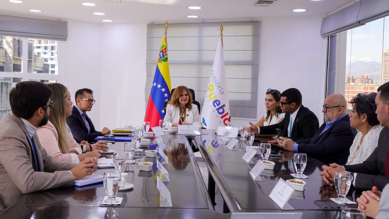 Defensoría y ACNUR acuerdan reforzar protección de retornados