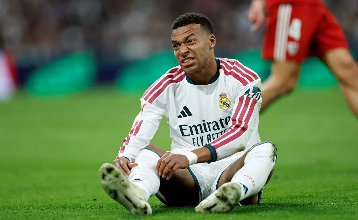 Mbappé se disculpa tras la polémica por Mao en China