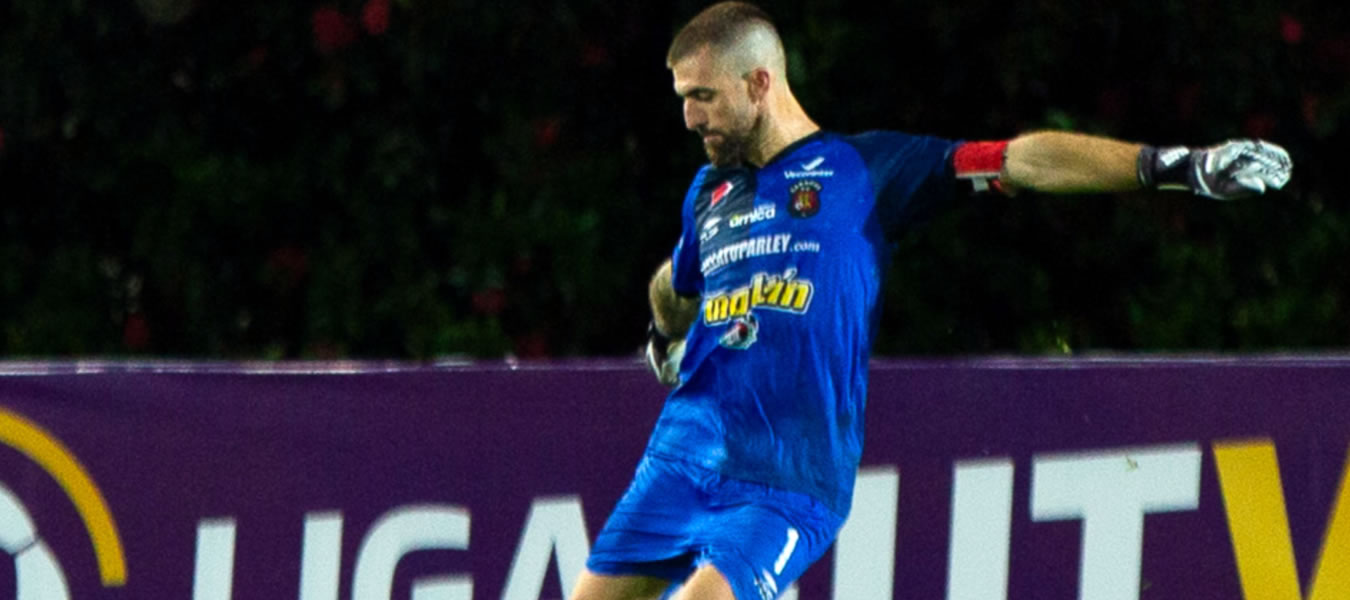 Alain Baroja confirmado como portero del Always Ready boliviano