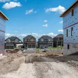 El 75% de latinoamericanos recorta gastos por la vivienda