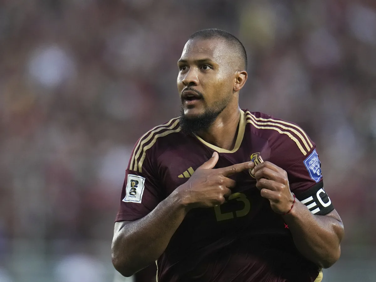 Rondón deja abierta su continuidad en la Vinotinto