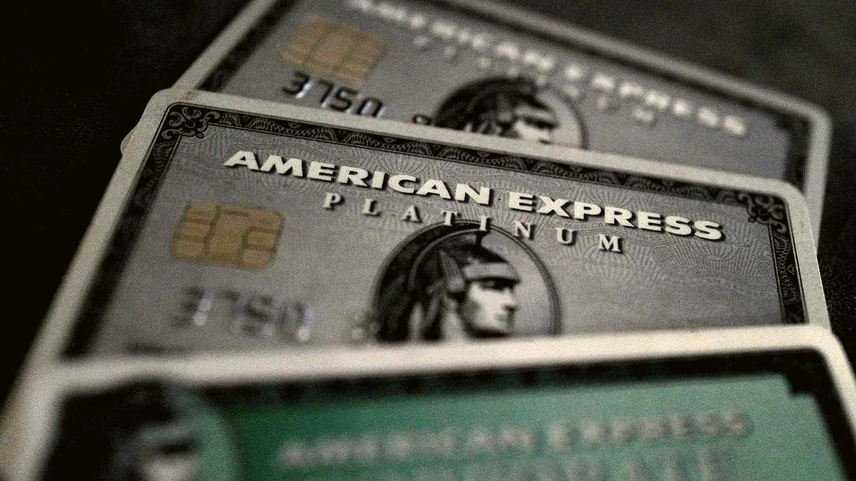 American Express recortará 5% de su nómina y se alista para la IA