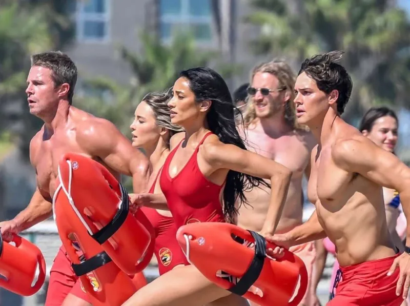 Baywatch regresa en 2027: Prime Video revela el primer tráiler