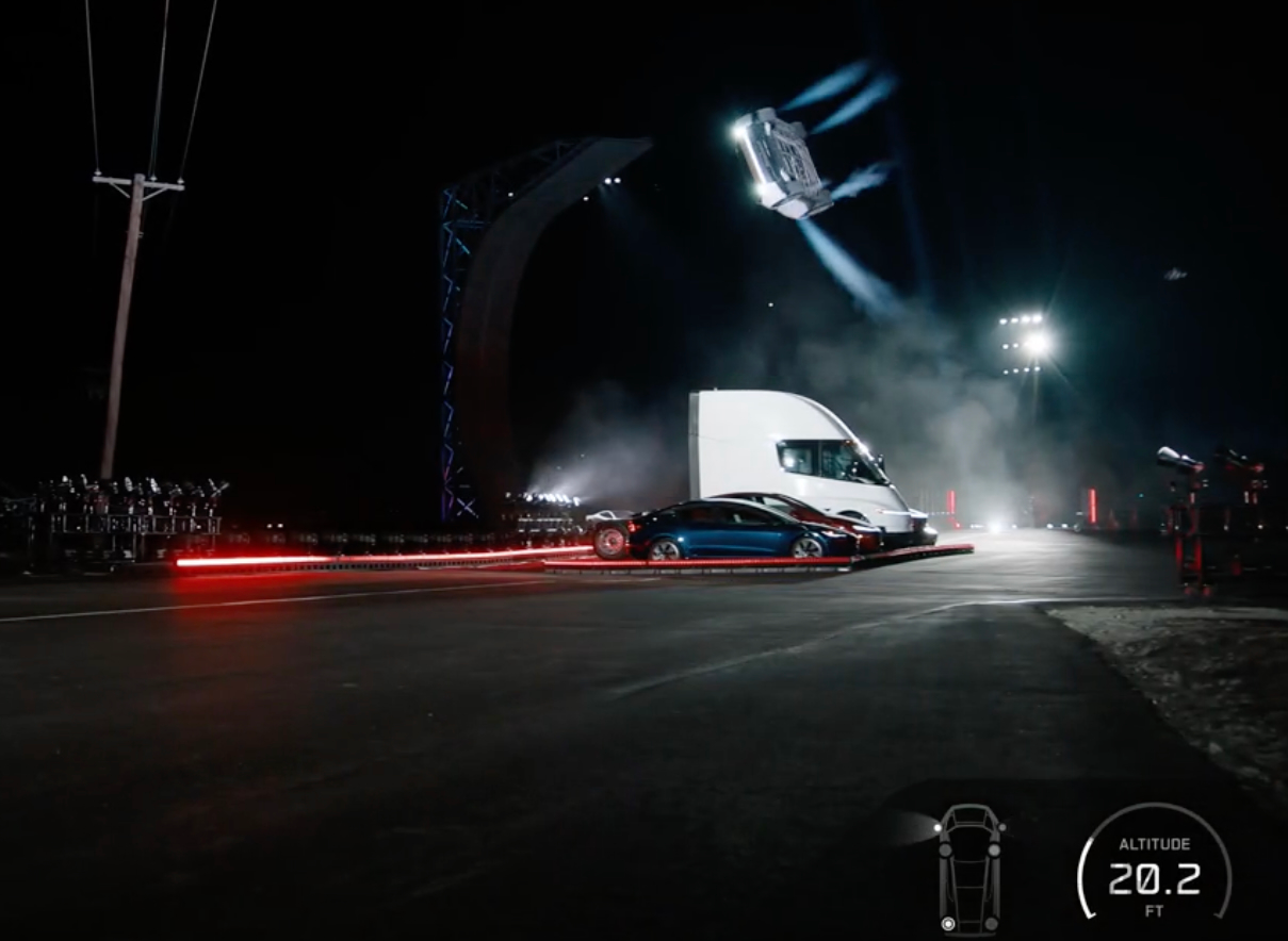 Tesla presenta el nuevo Roadster con propulsores de SpaceX