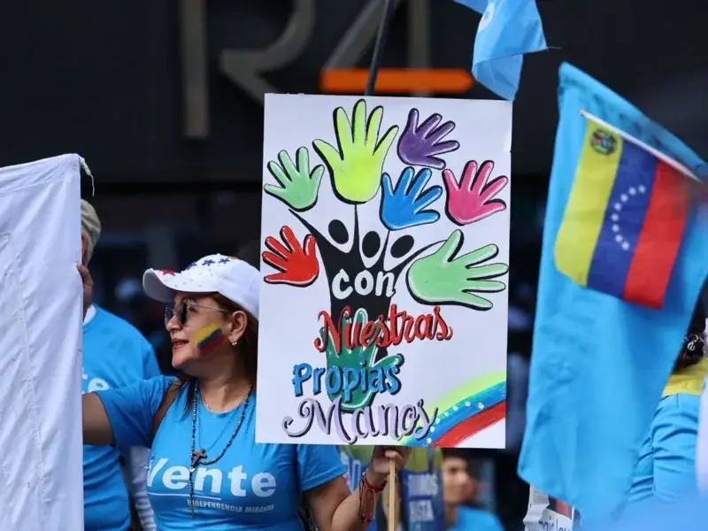 Vente protesta en Caracas y pide fecha electoral y excarcelaciones