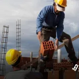 Nueva ley de vivienda centraliza controles y flexibiliza contratos