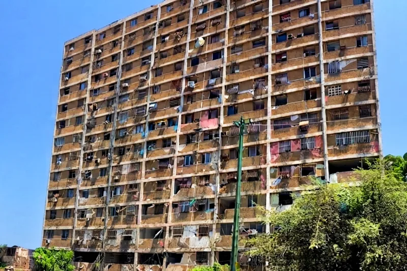 Vecinos de La Páez viven entre duelo y espera por demolición