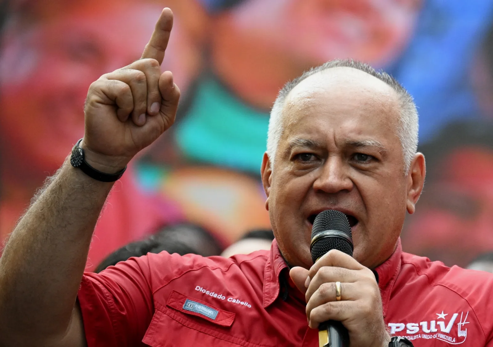 Cabello rechaza denuncias de persecución por retorno de Machado